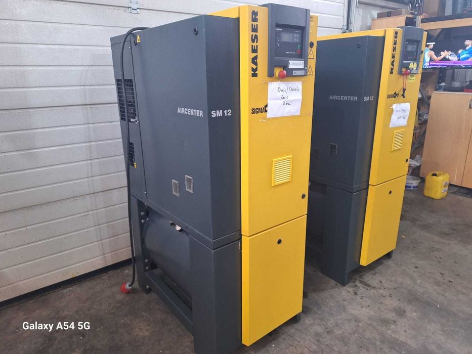 Compresor aer cu surub Kaeser Aircenter SM 12 T cu uscator si rezervor