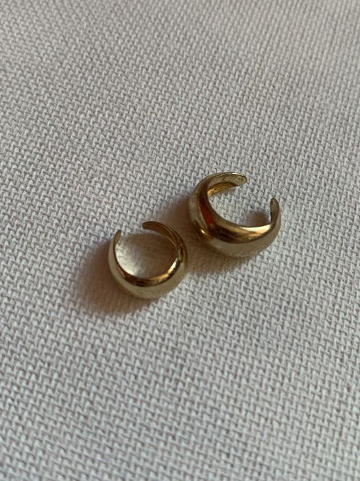 Всякакви дамски неща за разкрасяване - коса.