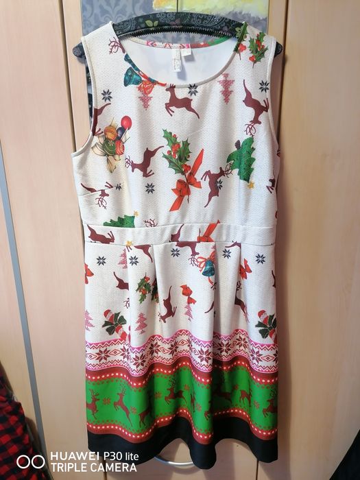 Rochie mar 44 46 cu motive de crăciun