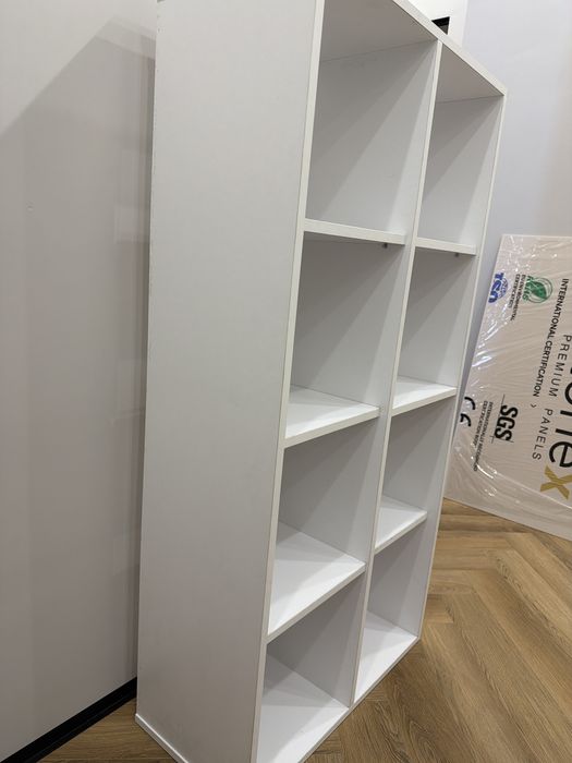 Продам полку для книг