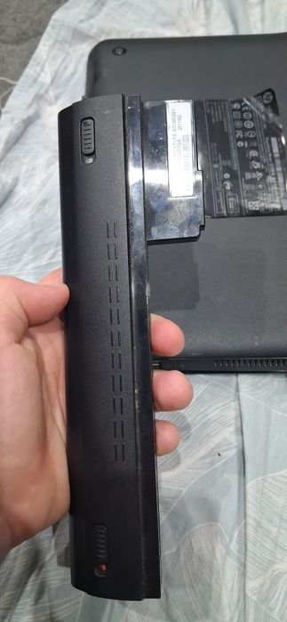 Продам Hp mini рабочий за рядки нет