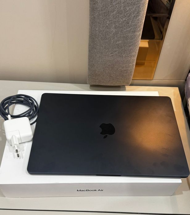Продам новый  MacBook AIR в ИДЕАЛЬНОМ состоянии