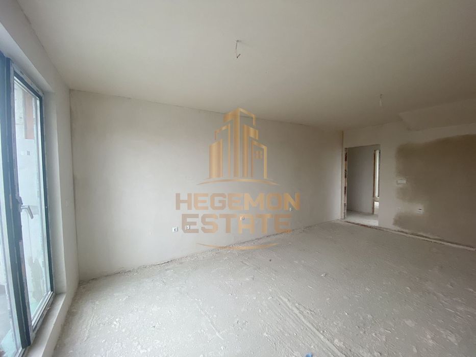 Продава се Тристаен апартамент в Варна, Погреби - 100 кв.м за 1500 €/кв.м - Снимка #1