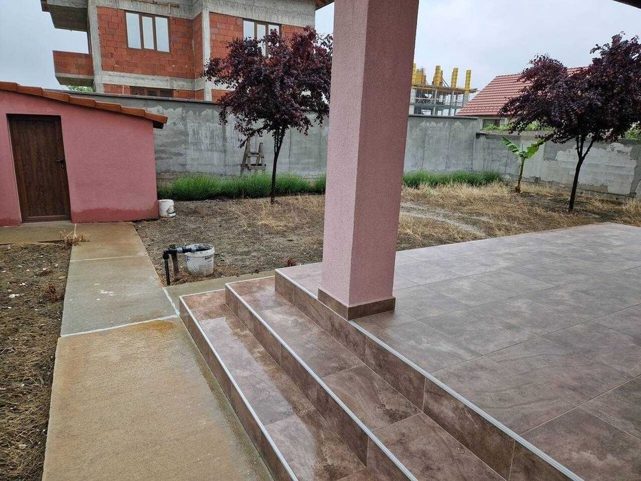 Продава се Къща в Пловдив, Остромила - 160 кв.м за 2563 €/кв.м - Снимка #1