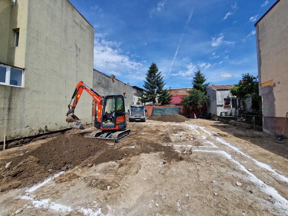 inchiriez excavator