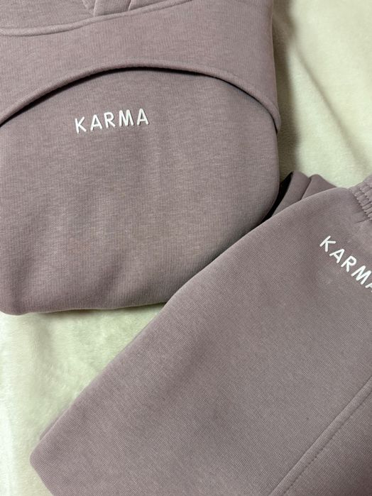 Karma комплект чисто нов