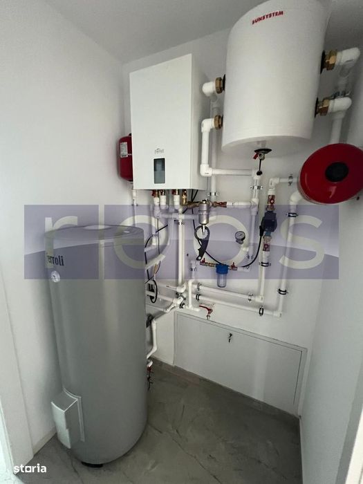 Vanzare Casa 5 Camarere | 400 Mp | Tunari