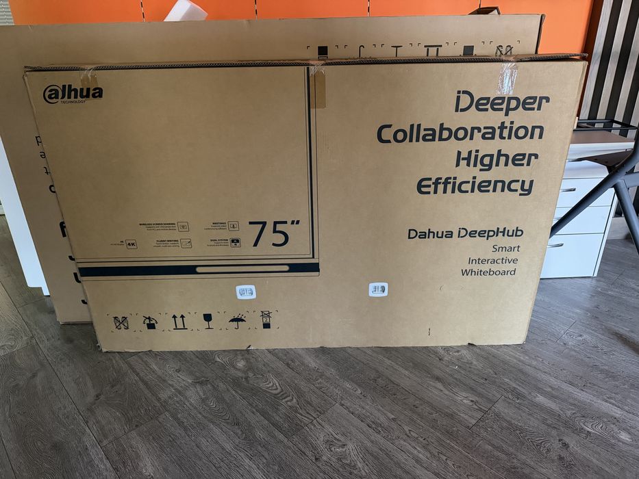 Интерактивная панель Dahua диагональ 75