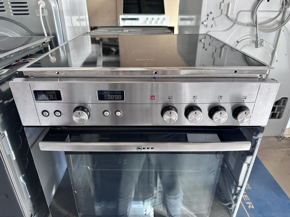 Печка +гаранция.  NEFF. Kонвекция. Керамичен плот.Доставка   за София