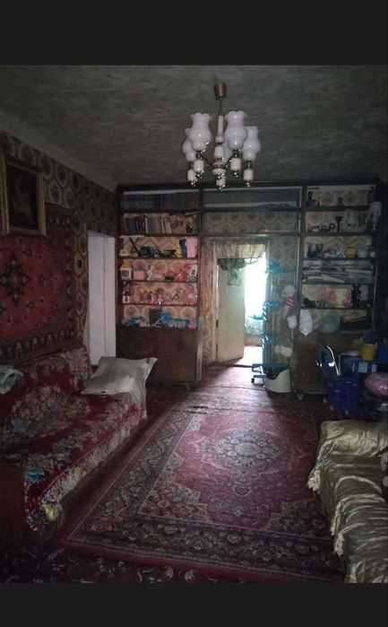 Улица Саракульская 3-х комнатная 4/4