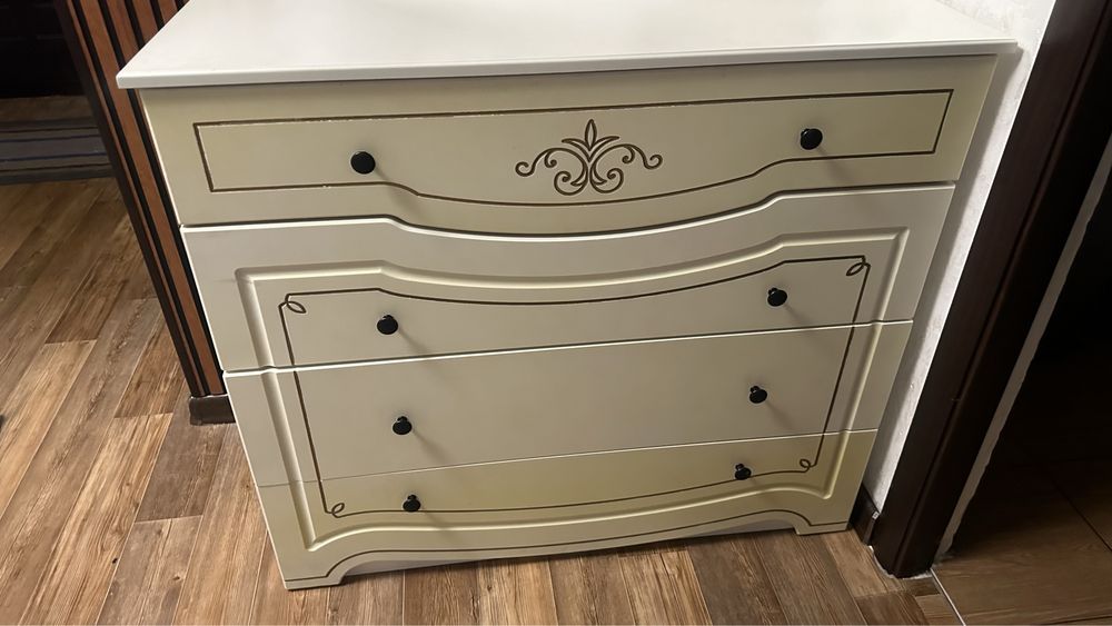 Продается комод мебель