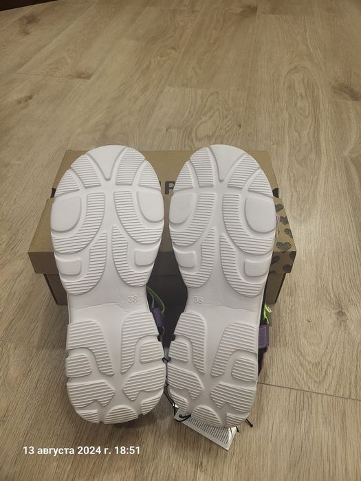 Босоножки для девочки