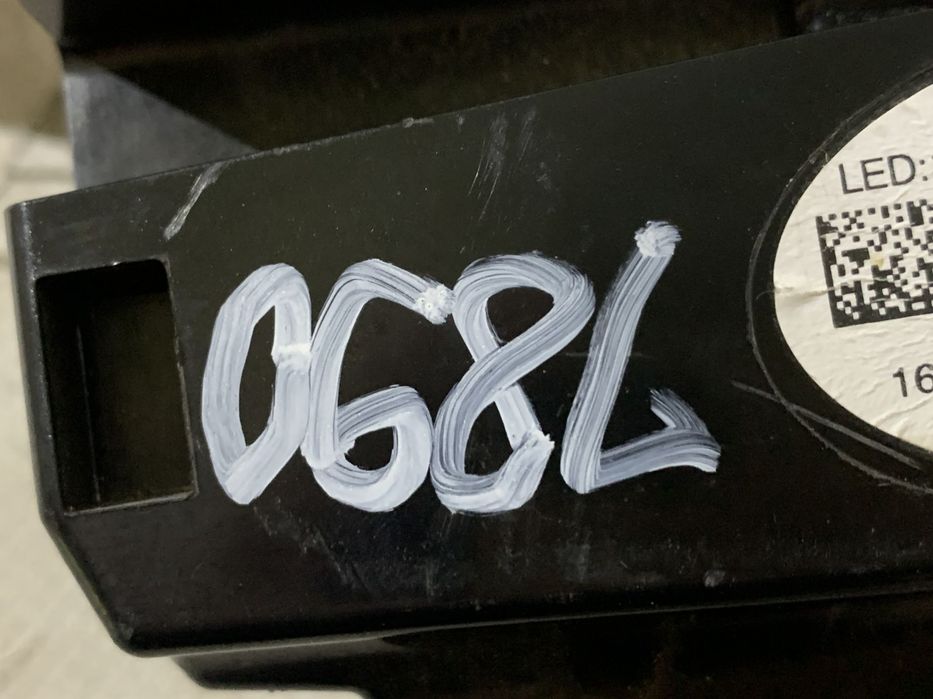 Lampa stop dreapta pe aripa, Skoda Enyaq, 2021, 2022, 2023, 2024, cod origine OE 5LA945208A.