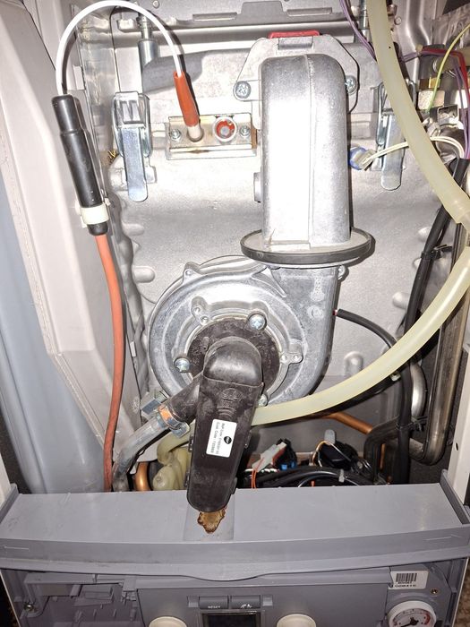 Aragaz cu centrala imergaz 700 lei hiuri s usatre   usa termopn si toc