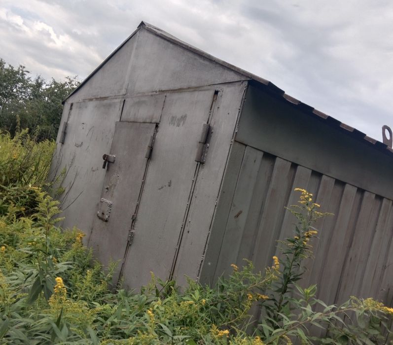 Продам гараж  ..