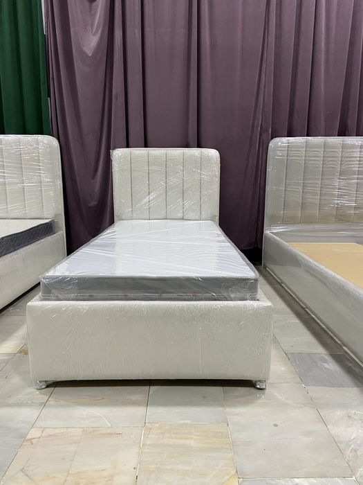 Yumshoq Krovat 2 kishilik bezmatras
