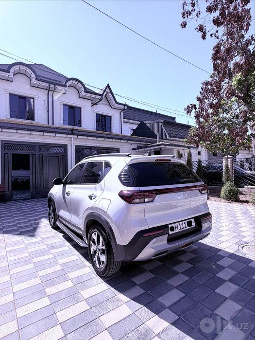 Kia Sonet full pozitsiya (3-pozitsiya)