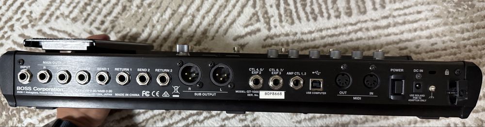 Продам гитарный процессор BOSS GT-1000