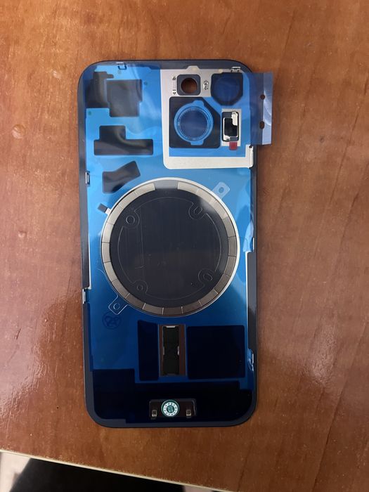 Sticla spate iphone 15