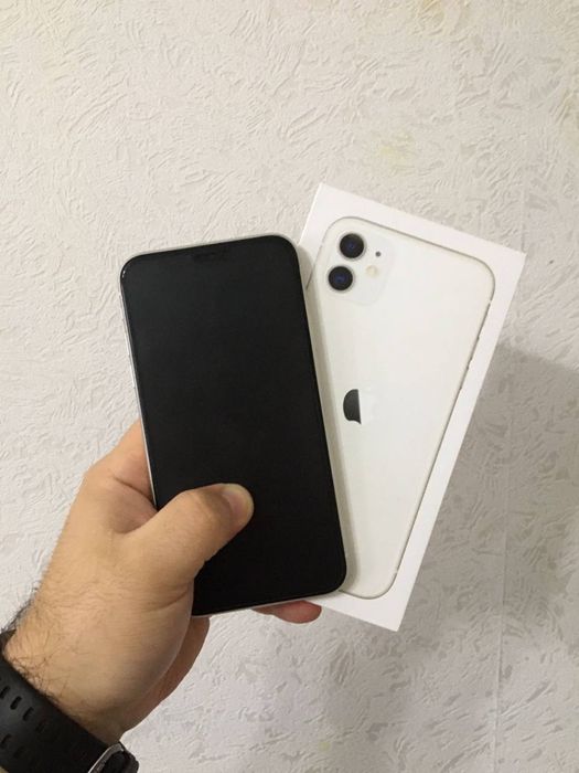 Айфон 11 128GB продам