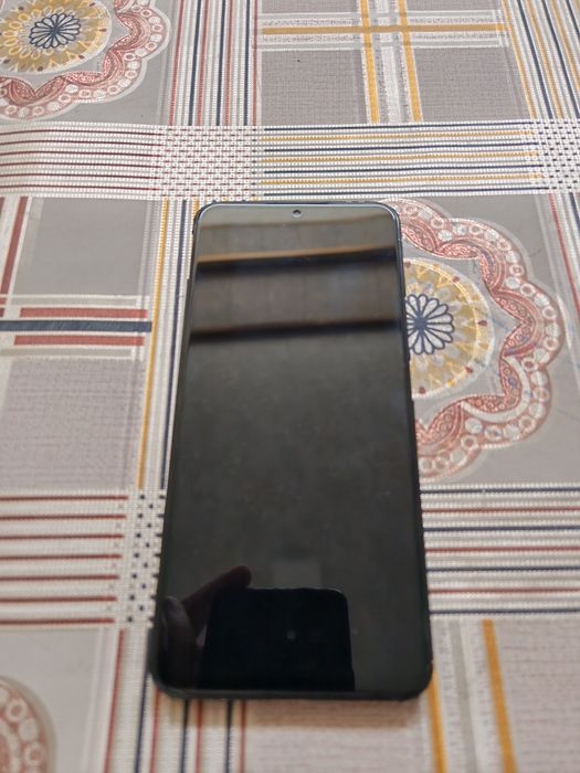 Honor 90 lite flagman