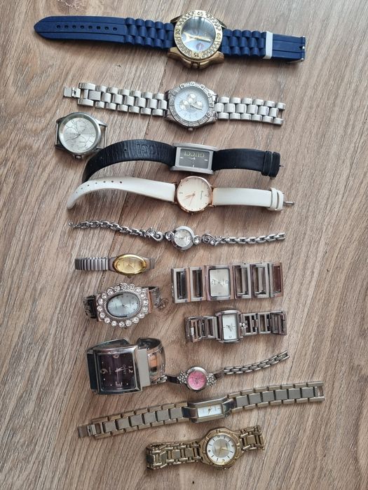 Часовници за ремонт или за части