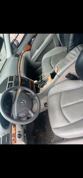 Само на части W211 E270/177КС