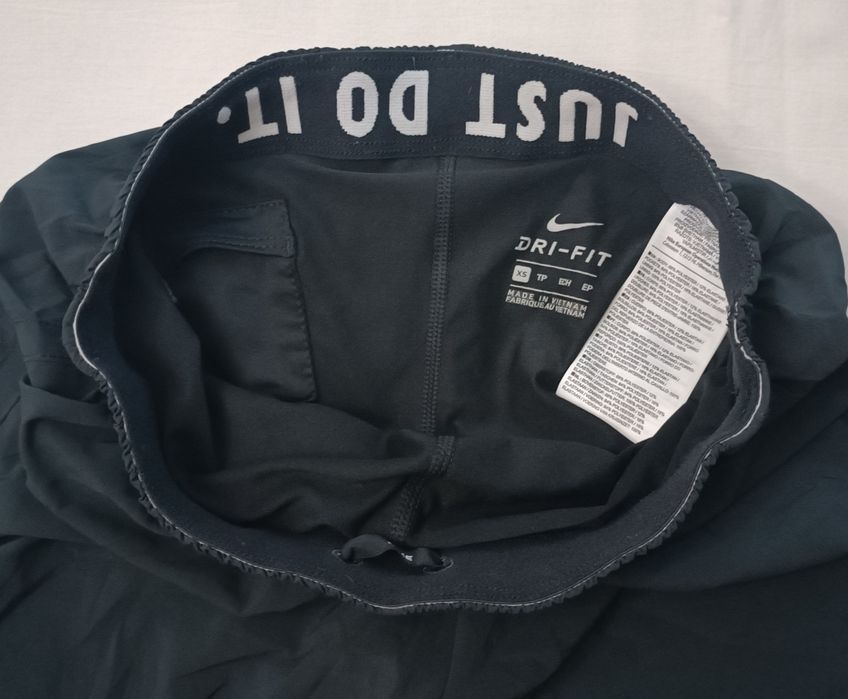Nike DRI-FIT Flex 2in1 Shorts оригинални гащета с клин 2в1 XS Найк спорт шорти тренировки