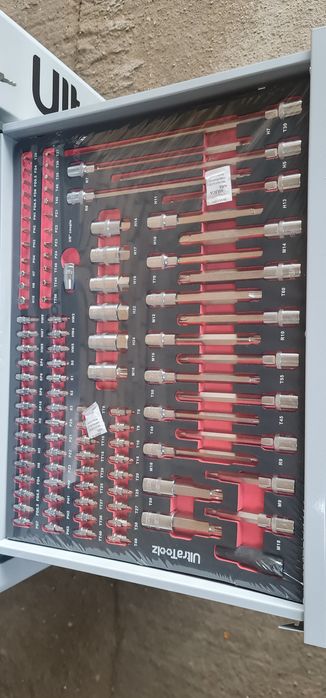 Dulap cu scule profesionale XXL cu 8 sertare pline cu scule adus din