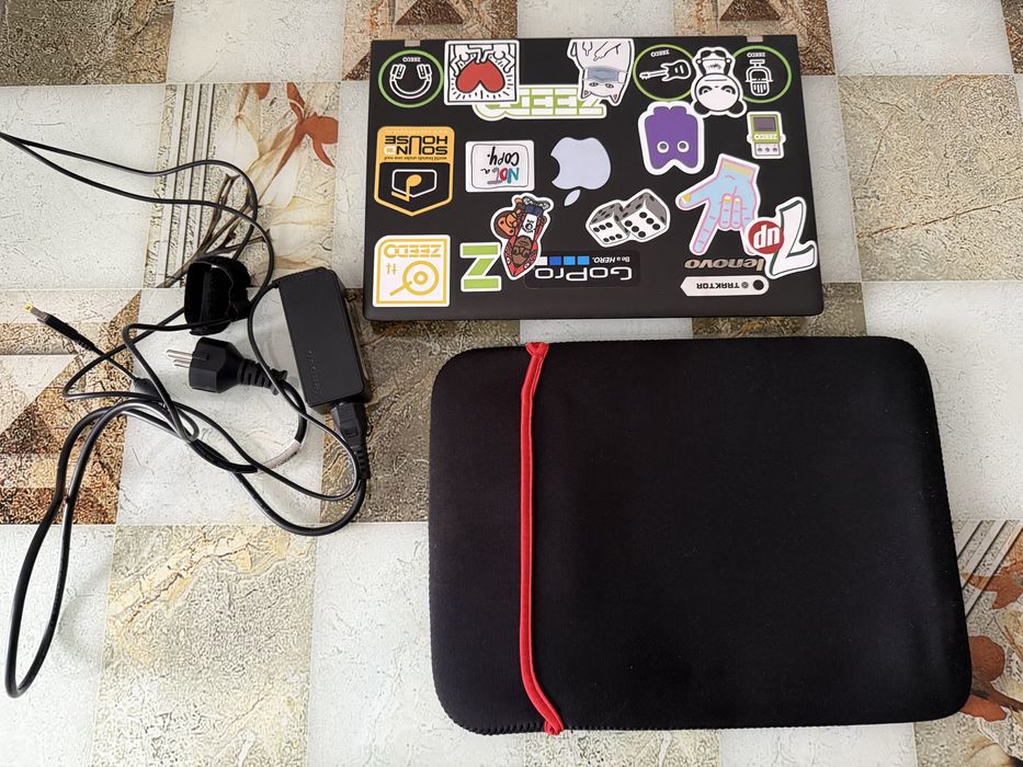 Vand laptop Lenovo ThinkPad E31