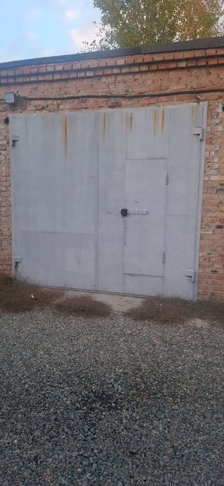 Продам гаражные ворота
