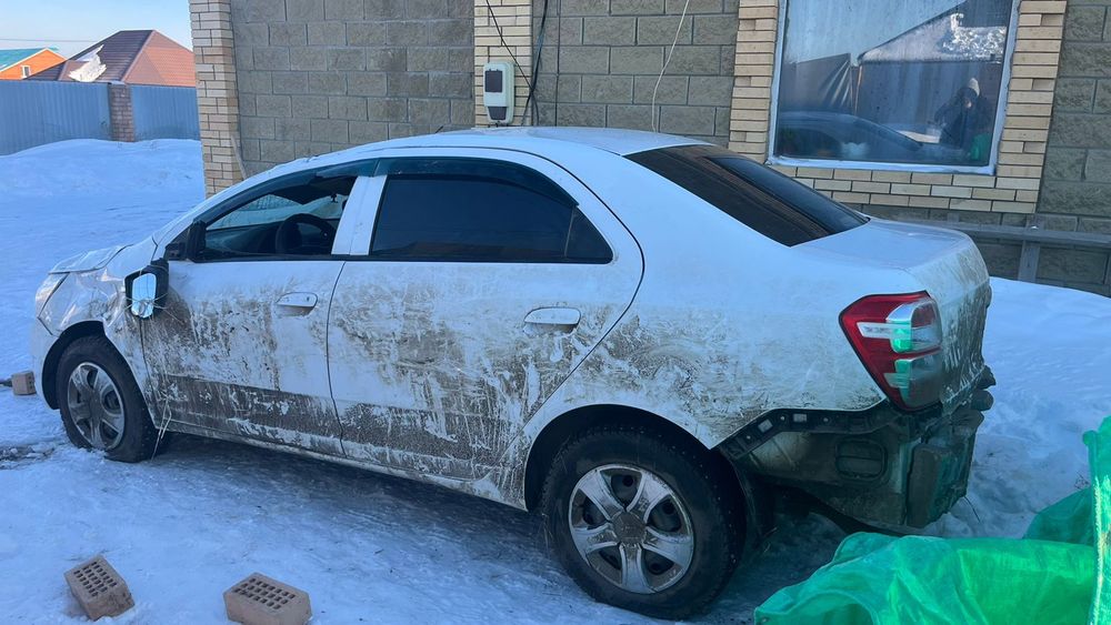 Chevrolet cobalt  после дтп