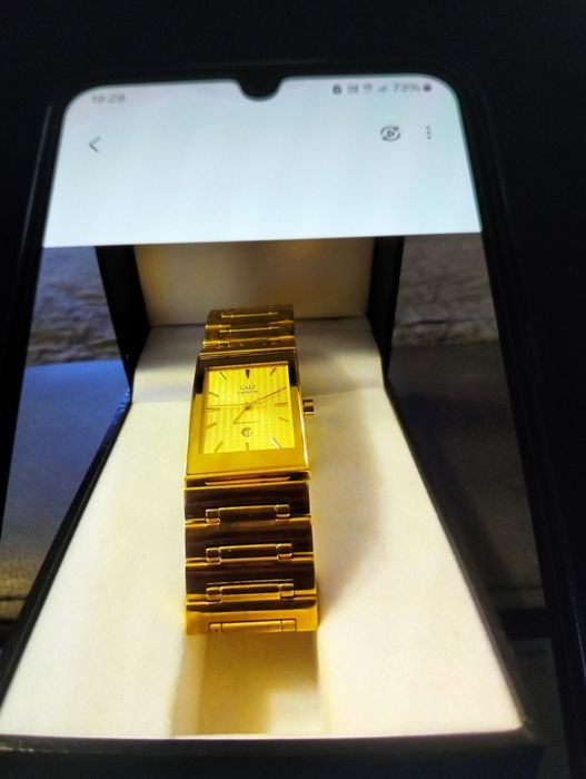 Ceas Auriu de calitate