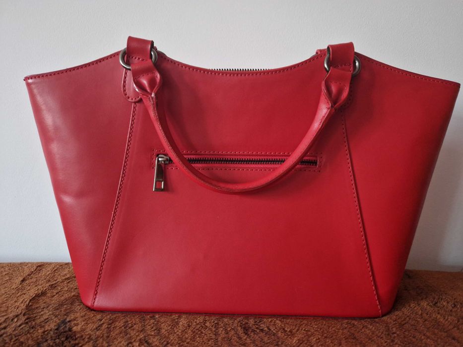 Genti moderne din piele