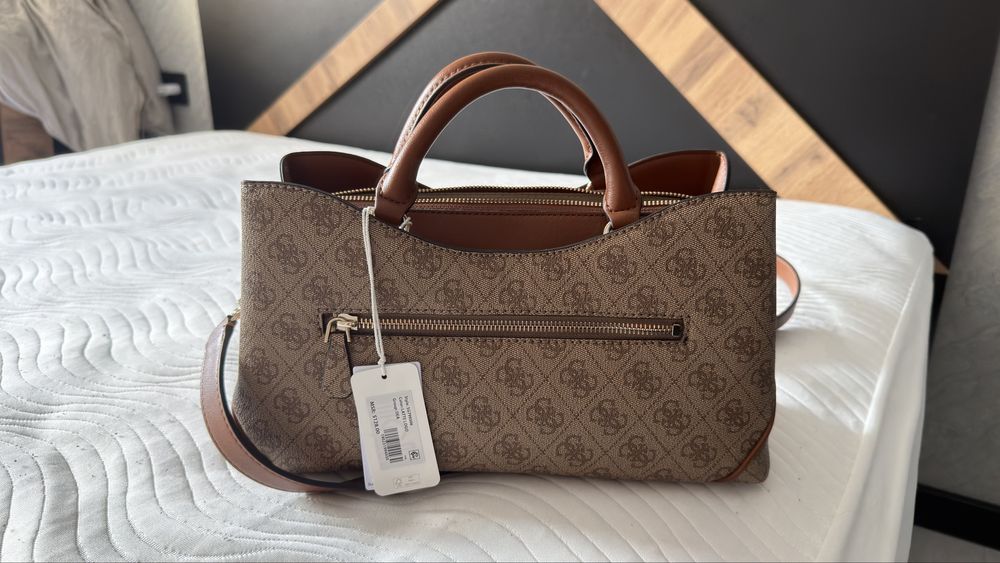 Продам сумку Гес guess