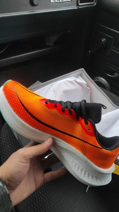 Продам кросовки новый