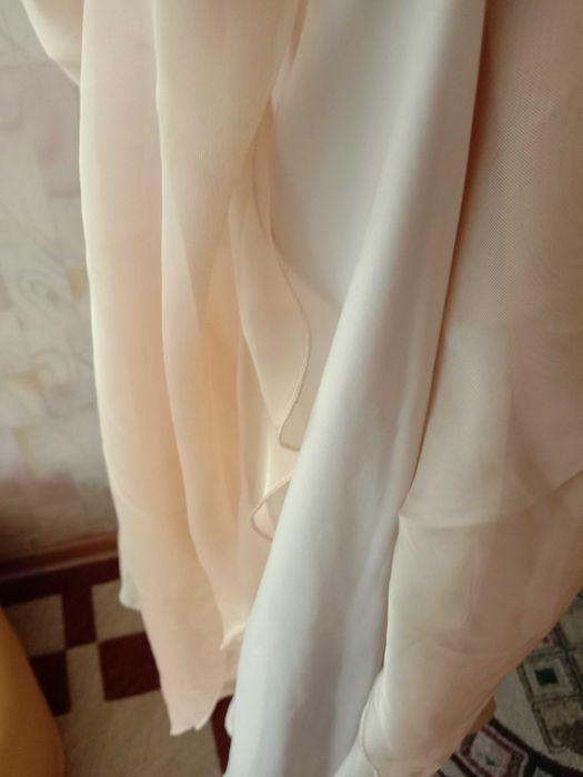 Платье на выпускной или праздник