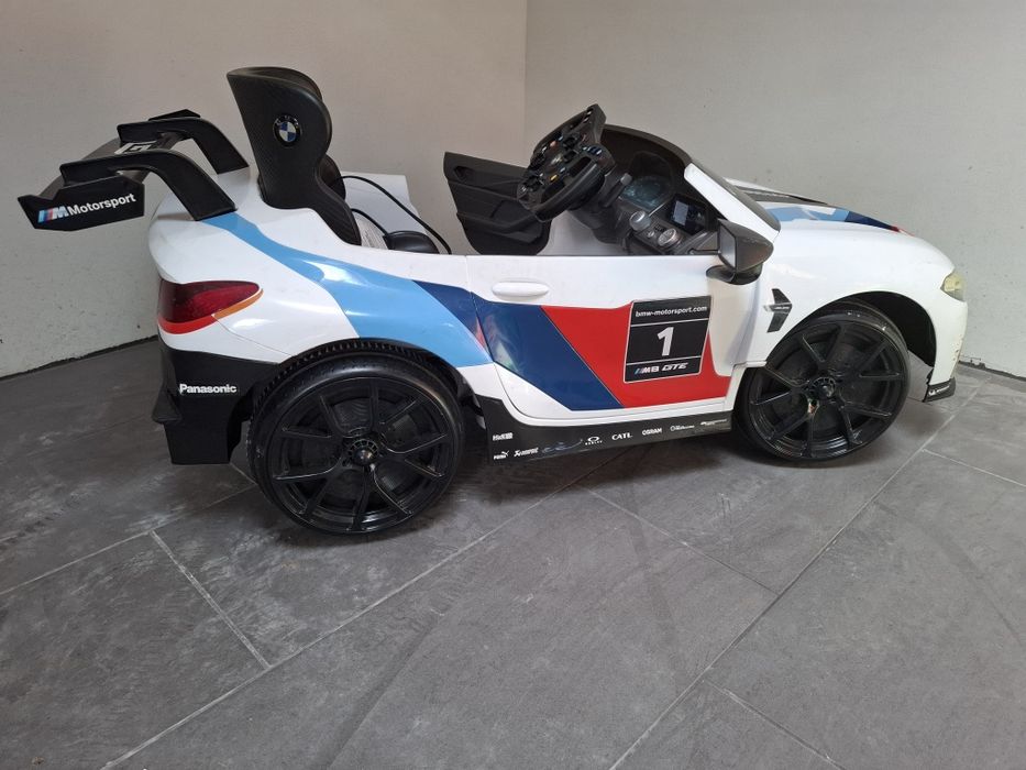 Акумулаторна количка BMW