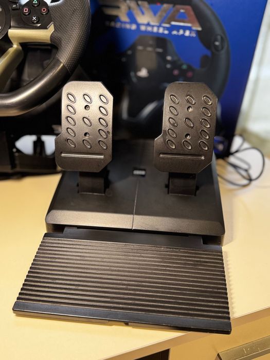 Волан с педали HORI - Apex (ps4/ps3/pc)