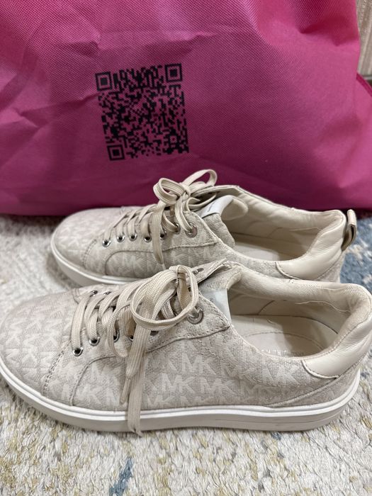 Кроссовки  Michael Kors женские