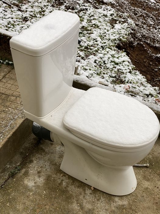 Тоалетна Моноблок Vidima