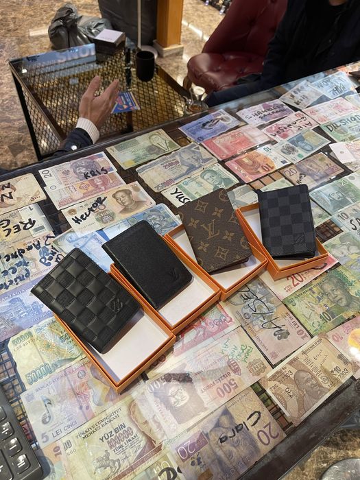 Портмоне Louis vuitton