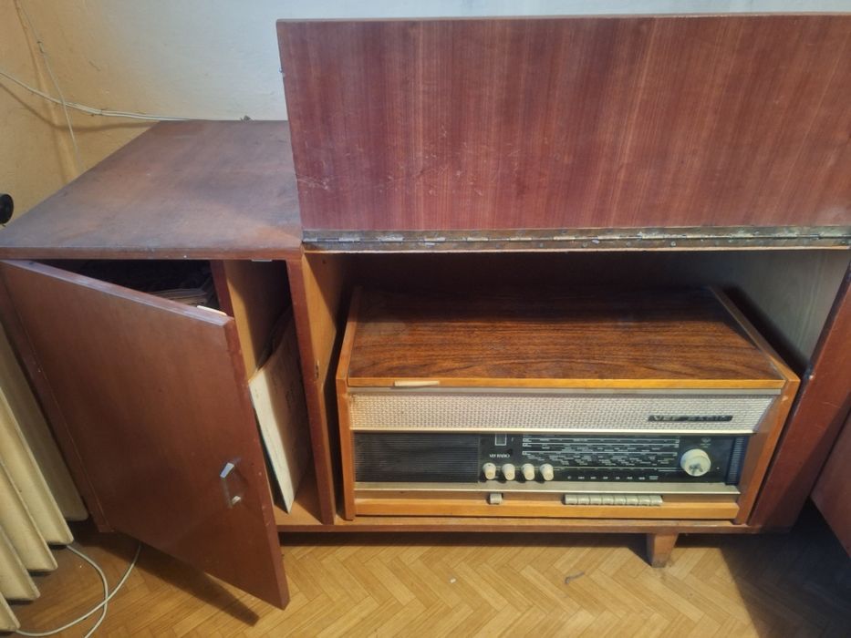 Стари радио грамофони