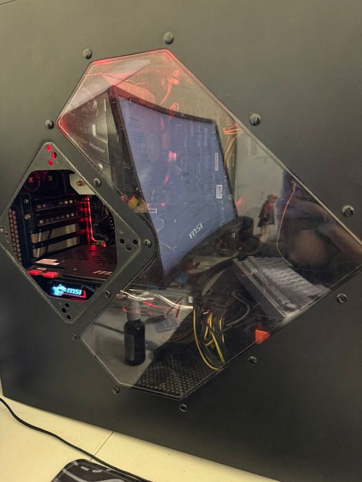 Продам компьютер .