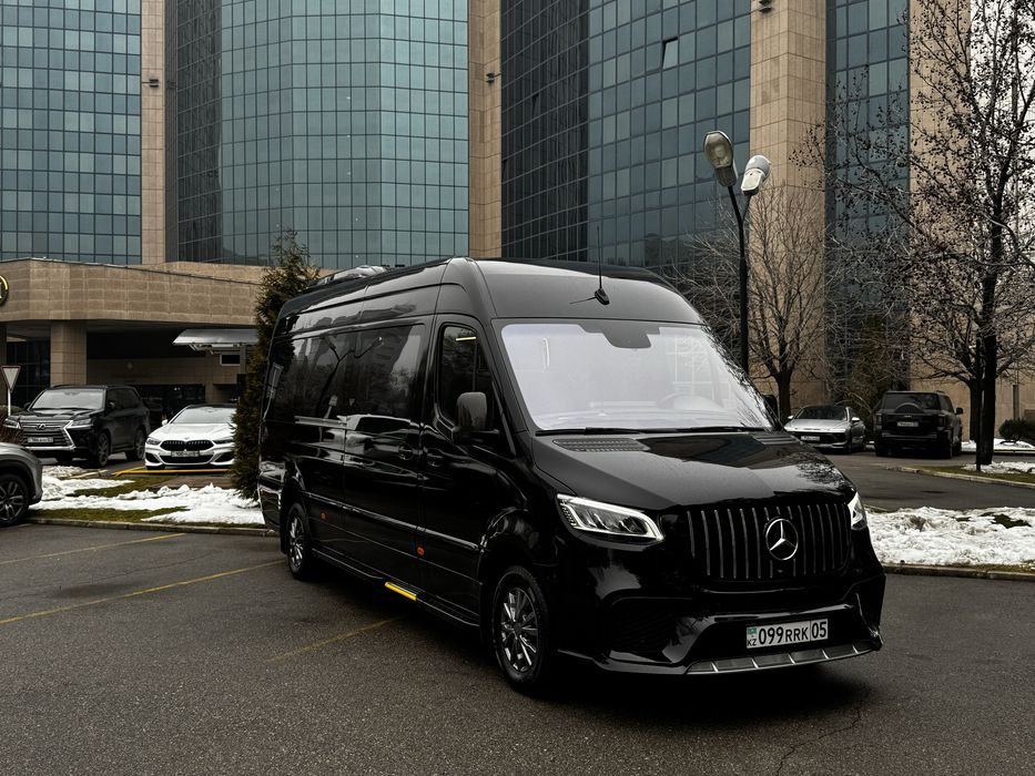 Аренда Микроавтовус Мерседес Спринтер