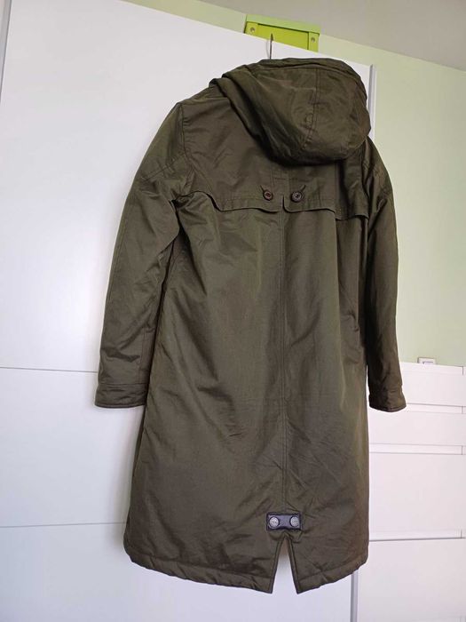 Дамско зимно яке с качулка