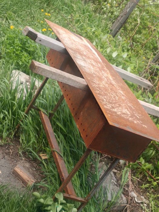 Мангал из метала 2,5
