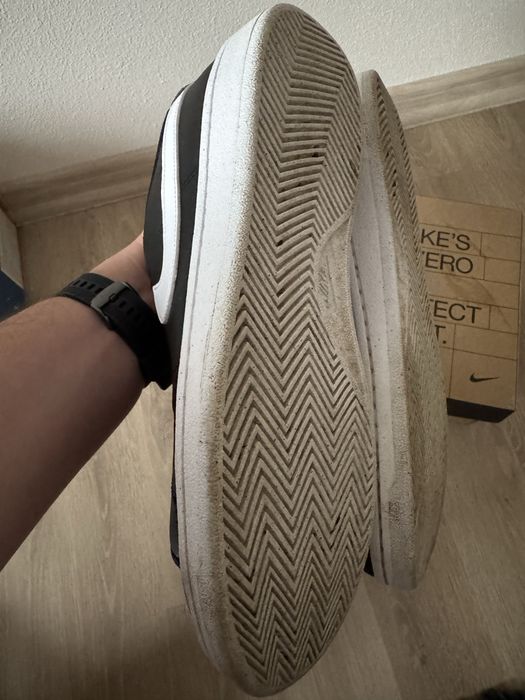 Adidasi Nike marimea 43