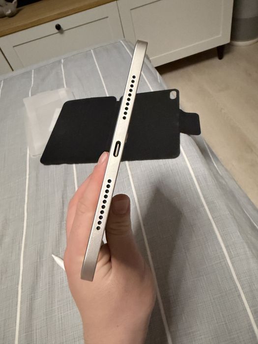 iPad Mini 7 (A17 Pro) Starlight 128GB + Apple Pencil + Husă Pitaka + Folie paperlike