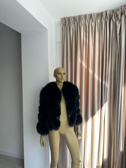 Haina de blana eleganta